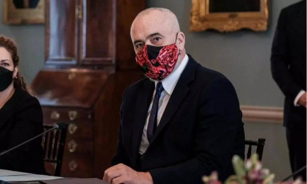 Αλβανία: Διαδήλωση κατά του Έντι Ράμα – Την παραίτησή του ζήτησε ο Σαλί Μπερίσα